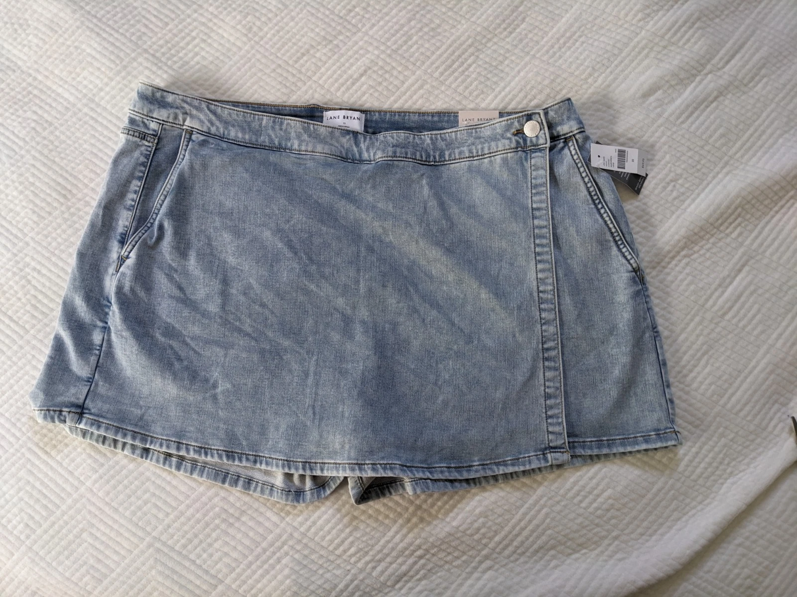Lane Bryant Signature Fit Mid Rise Jean Skort Size 22 Women