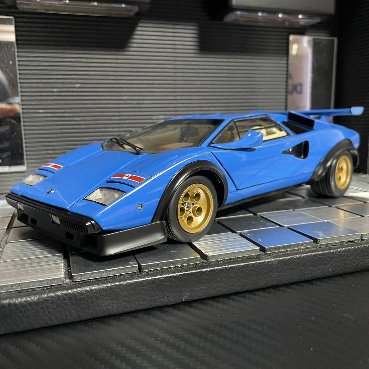 Kyosho 1/18 Lamborghini Countach LP500S WW Blue Rare Near unused