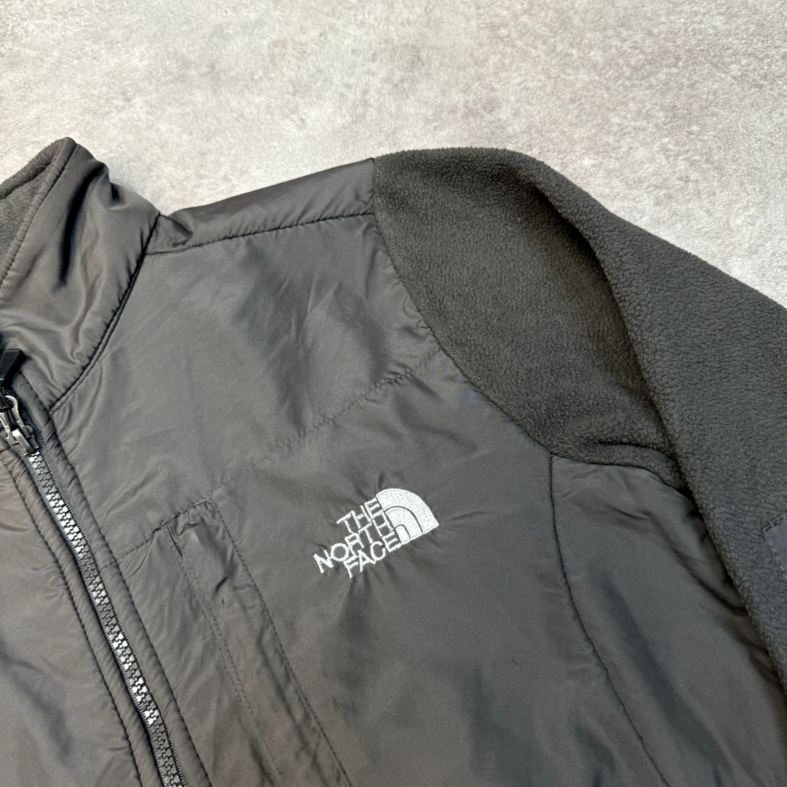 The North Face Fleece Womens Denali Vintage Full-Zip Hiking Jacket, Grey Small image 4
