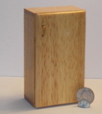 Dollhouse Miniature Refrigerator Oak A 1:12 one inch scale E176 Dollys Gallery