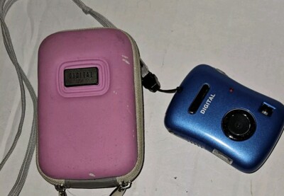 Digital Concepts 98379 Series Mini Camera 300K Pixel Digital & Video & Soft Case