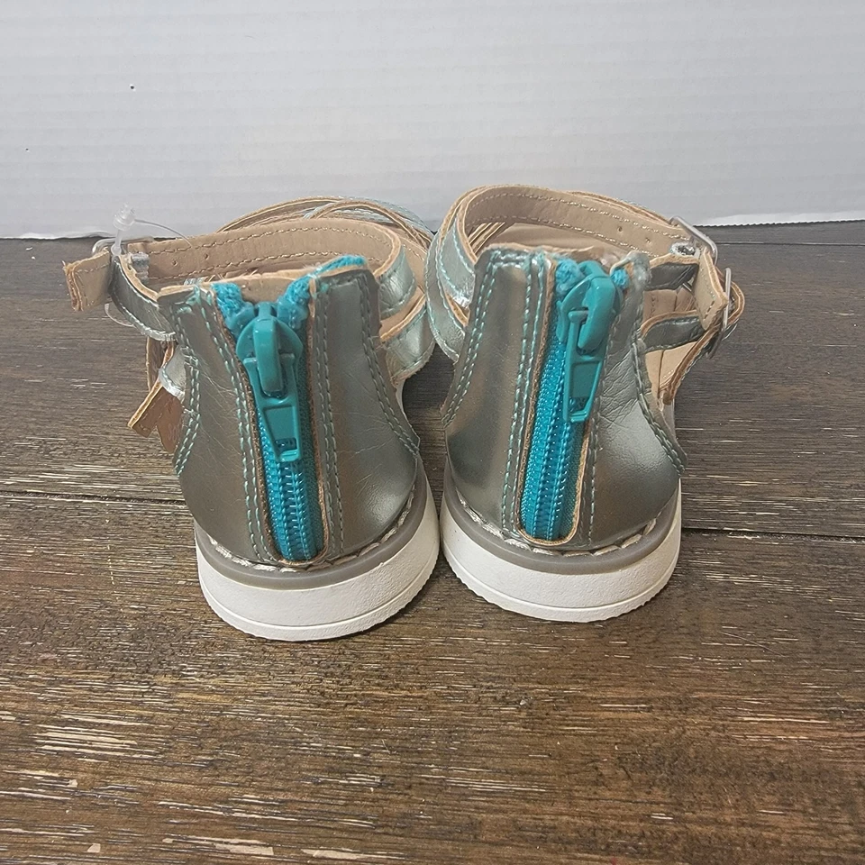 HA Hanna Andersson Vera 2  Silver Metallic Gladiator Sandals size 10 - Image 2 of 4