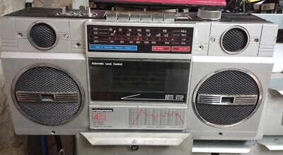 cassette radio boombox International modelo as999 leer descripción A Reparar