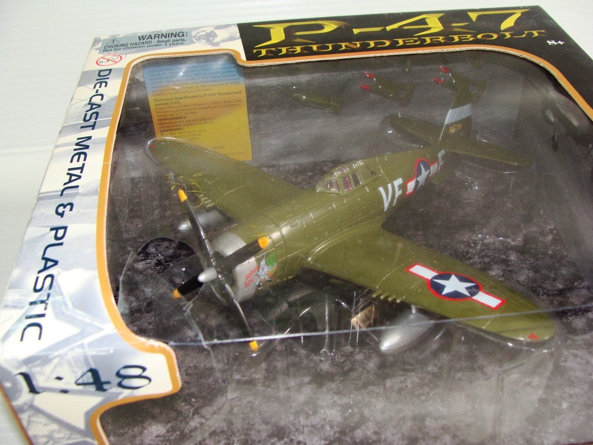 1:48 Motormax WWII Diecast Metal U.S Army P-47 Thunderbolt Fighter