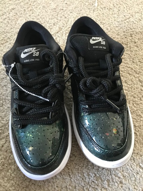 nike dunks size 5.5