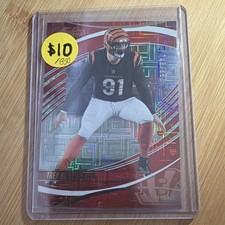 2025 Panini Absolute Football NFL Trey Hendrickson #25 Red Squares /850 Bengals