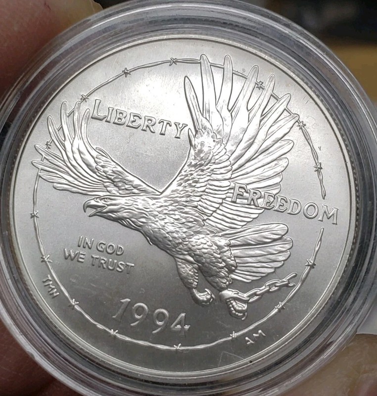1994-W Unc POW Prisoners Vietnam War Commemorative Silver Dollar $1 