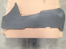 2006 SILVERADO 3500 LH SIDE CONSOLE, KICK PANEL, TRIM 692 16034