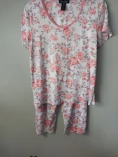 Womens 2 pc pajama set Rena' Rafe' size M short sleeve top soft pockets polyeste