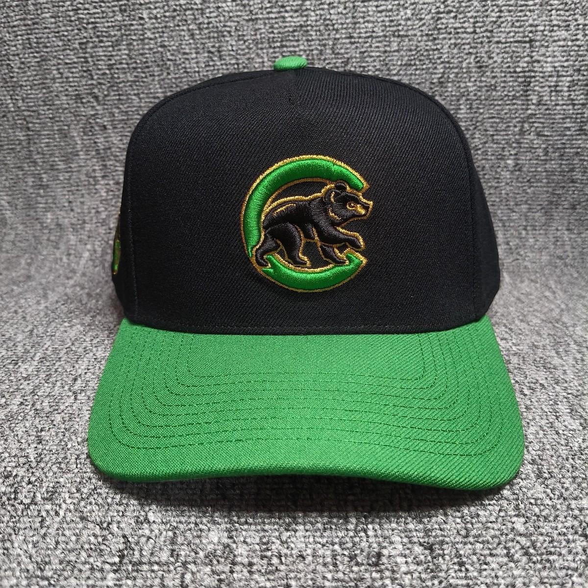 Mitchell & Ness Chicago Cubs Snapback Cap Black Green OSFA