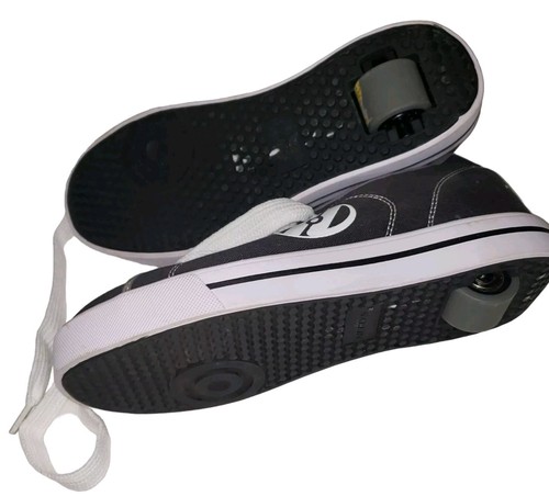 Heelys Mens Size 8 Sneakers Black White Canvas Roller Skate Wheels Low Top NWOT - Picture 6 of 14