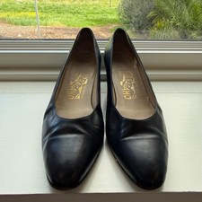 Vintage Salvatore Ferragamo Black Leather Pumps Women’s 8 AAAA Narrow Italy