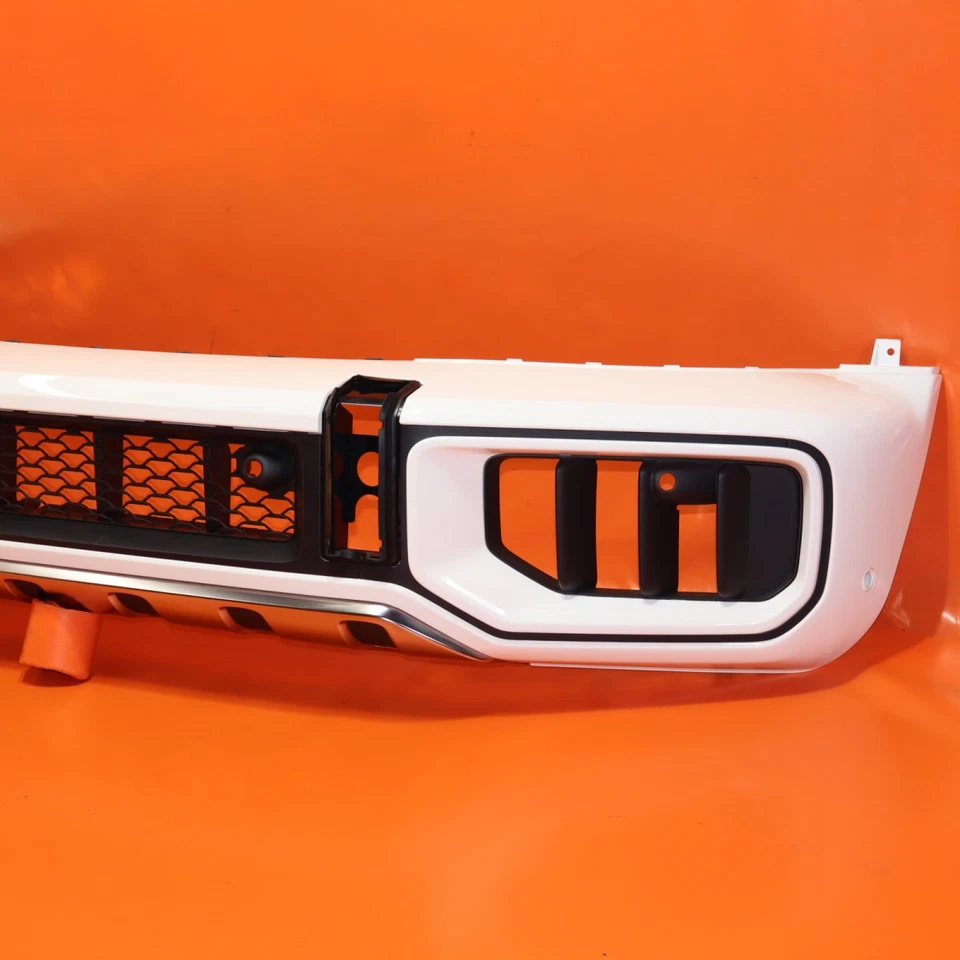 PARAGOLPES DELANTERO MERCEDES BENZ G63 AMG 2025 2026 A465 885 6500 BLANCO OEM Foto 4 de 4