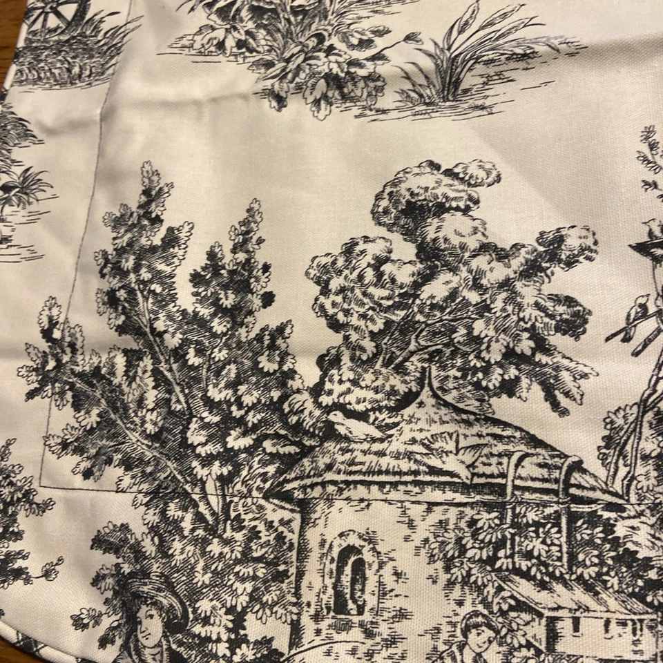 Almohada Waverly Garden Room Wellington crema negra francesa para baño de campo falsa leer Foto 4 de 4