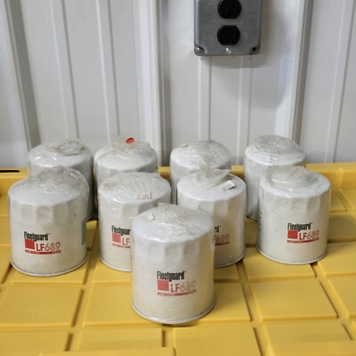 Fleetguard PN LF689 - Lot Of 9 - Sealed GENUINE LUBE OIL FILTER - NOS NEW