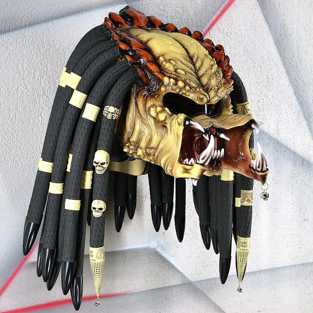 HOT! Predator motorcycle helmet. Custom made. DOT&ECE HOT! Predator motorcycle helmet. Custom made. DOT&ECE
