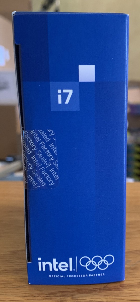 intel core i7 11700K　LGA1200 Intel® Core™ i7-11700K Desktop Processor 8 Cores up to 5.0 GHz