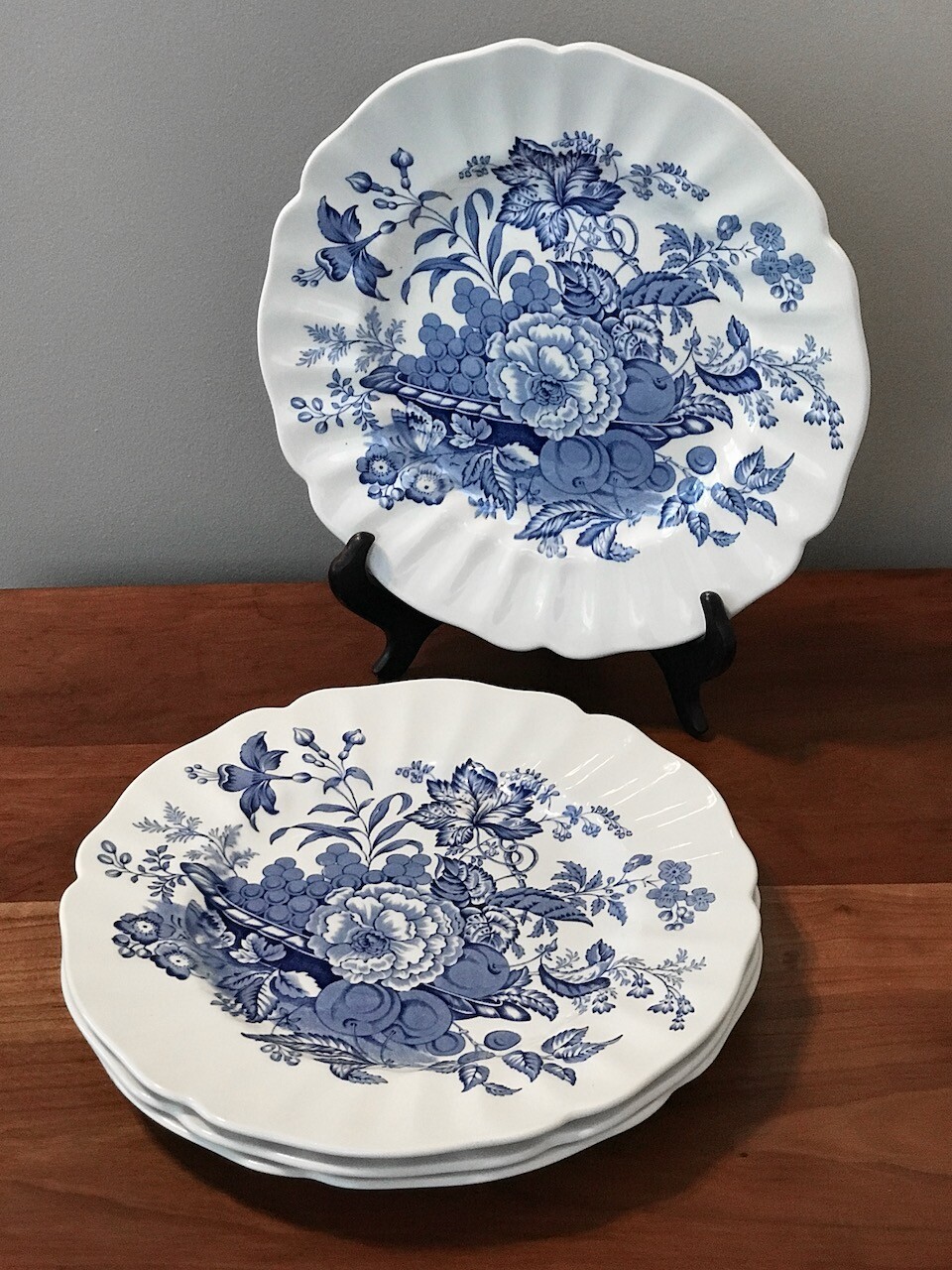 Royal Doulton 'The Kirkwood' Blue Floral Dinner Plates Set of 4 eBay