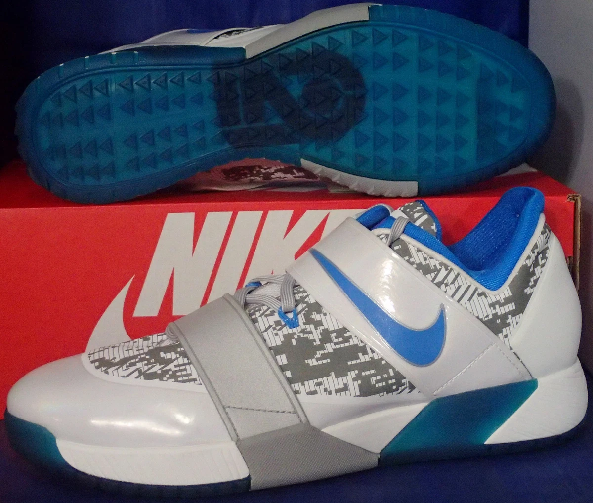 Nike zoom top revis 2