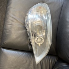 Volvo S60 2012 Right headlight headlamp 31299993 LGI124739