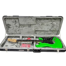 Fender Player Series Stratocaster Right-Handed Neon Green Electric Guitar
