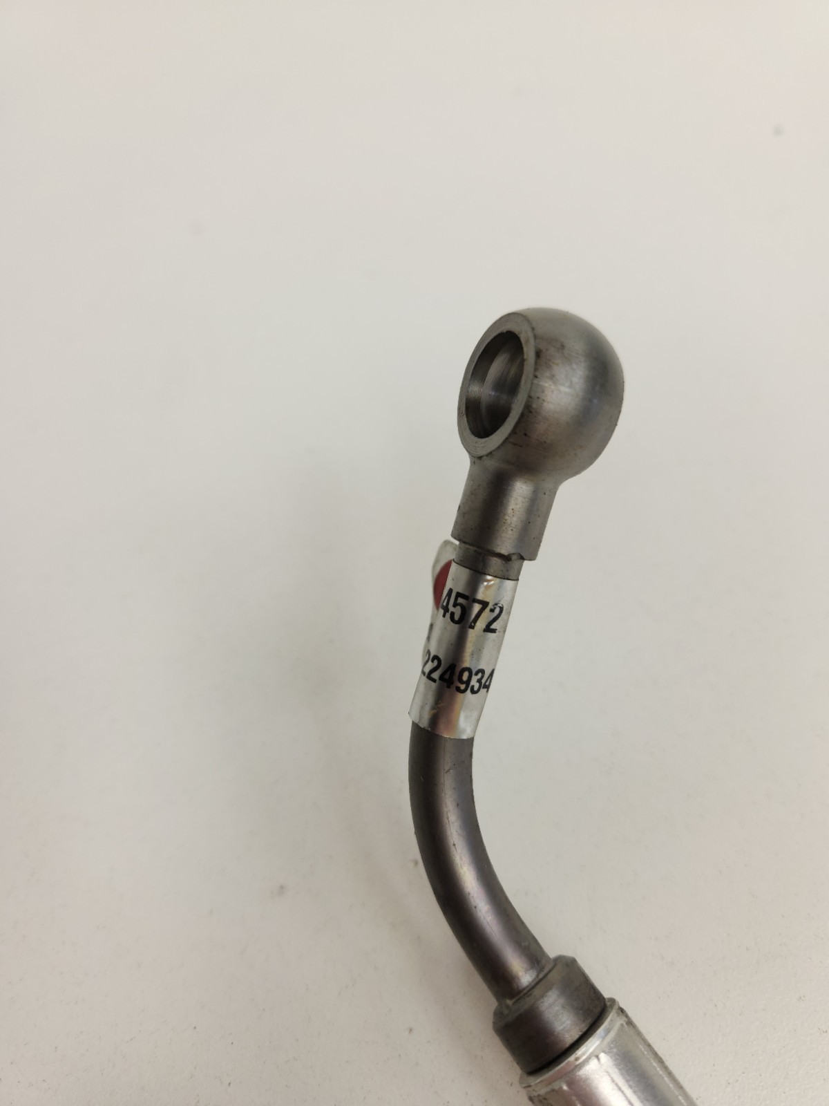 2015-2016 MCLAREN 650S SPIDER REAR LEFT SIDE OIL HOSE LINE 00054572 OEM 