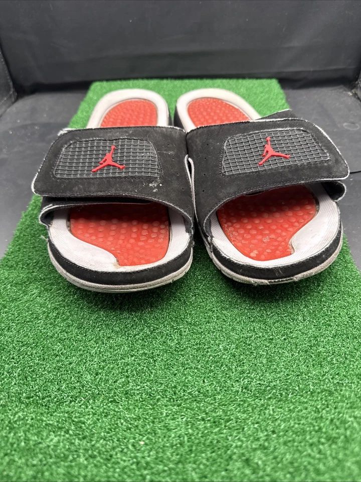 Sandalias retro Jordan Hydro 4 para hombre talla 12 532225-060 negras/rojas fuego Foto 4 de 4