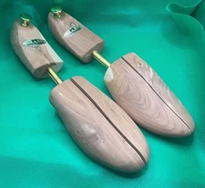 Cedar Elements Shoe Trees Adjustable Wood