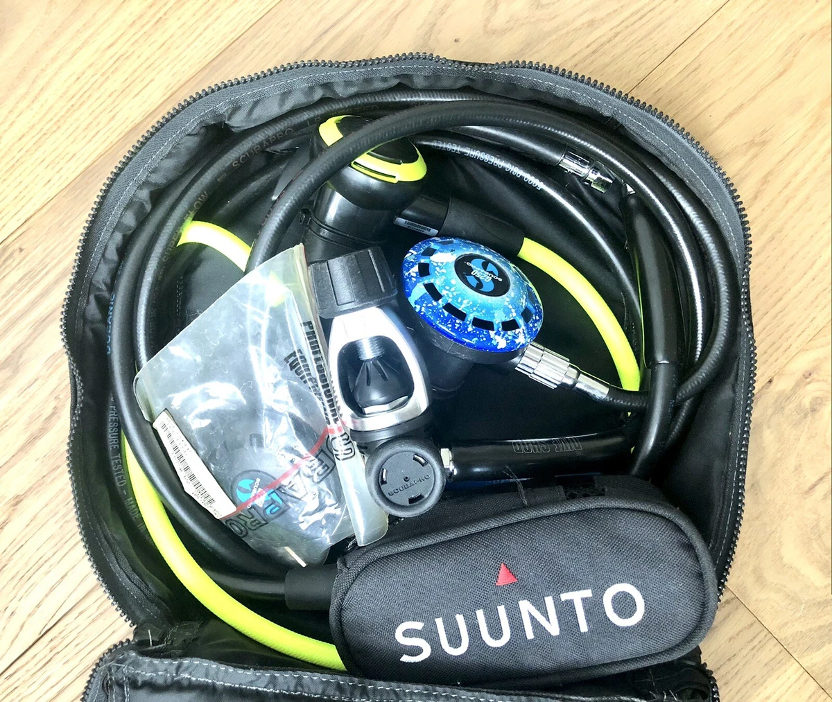 Suunto Favor Dive Computer Scubapro G240 MK20 Oceanic Alpha 9 Regulator Kit