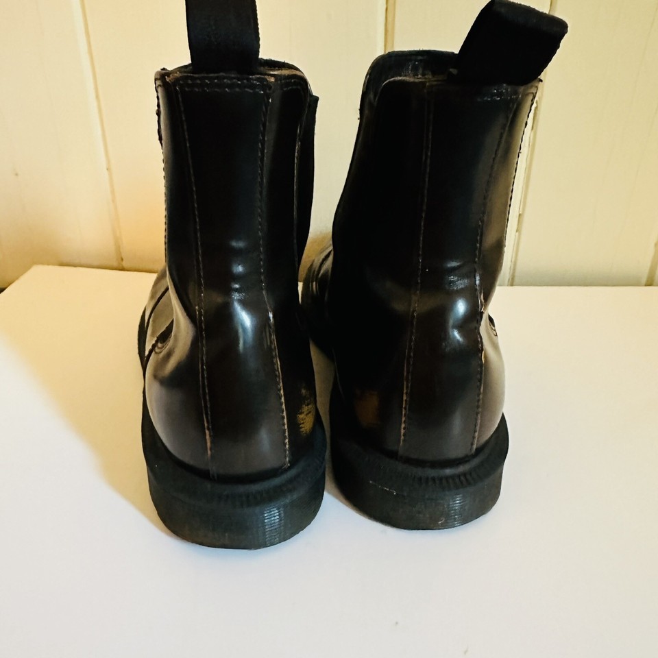 DOC DR MARTENS Flora Dark Brown patent leather Chelsea boots sz 6 us L