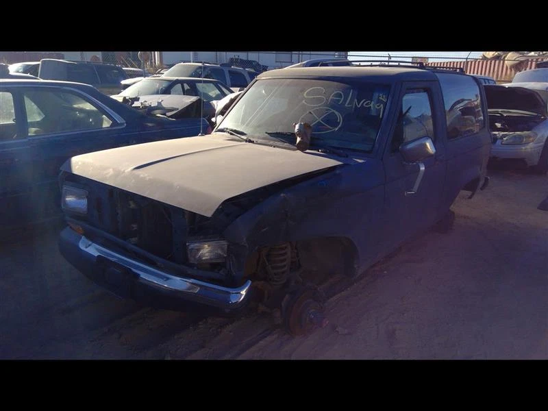 Used Front Axle Assembly Front 4WD fits: 1987 Ford Bronco ii 3.73 ratio Front Gr - Image 2 of 4