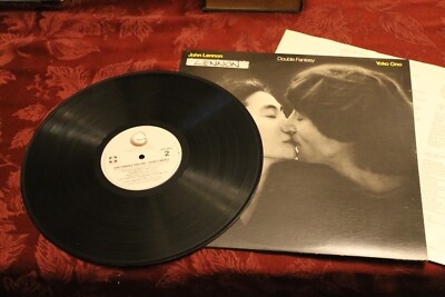 英LP John Lennon Yoko Ono* Double Fantasy John Lennon - Yoko Ono - Double Fantasy - Amazon.com Music