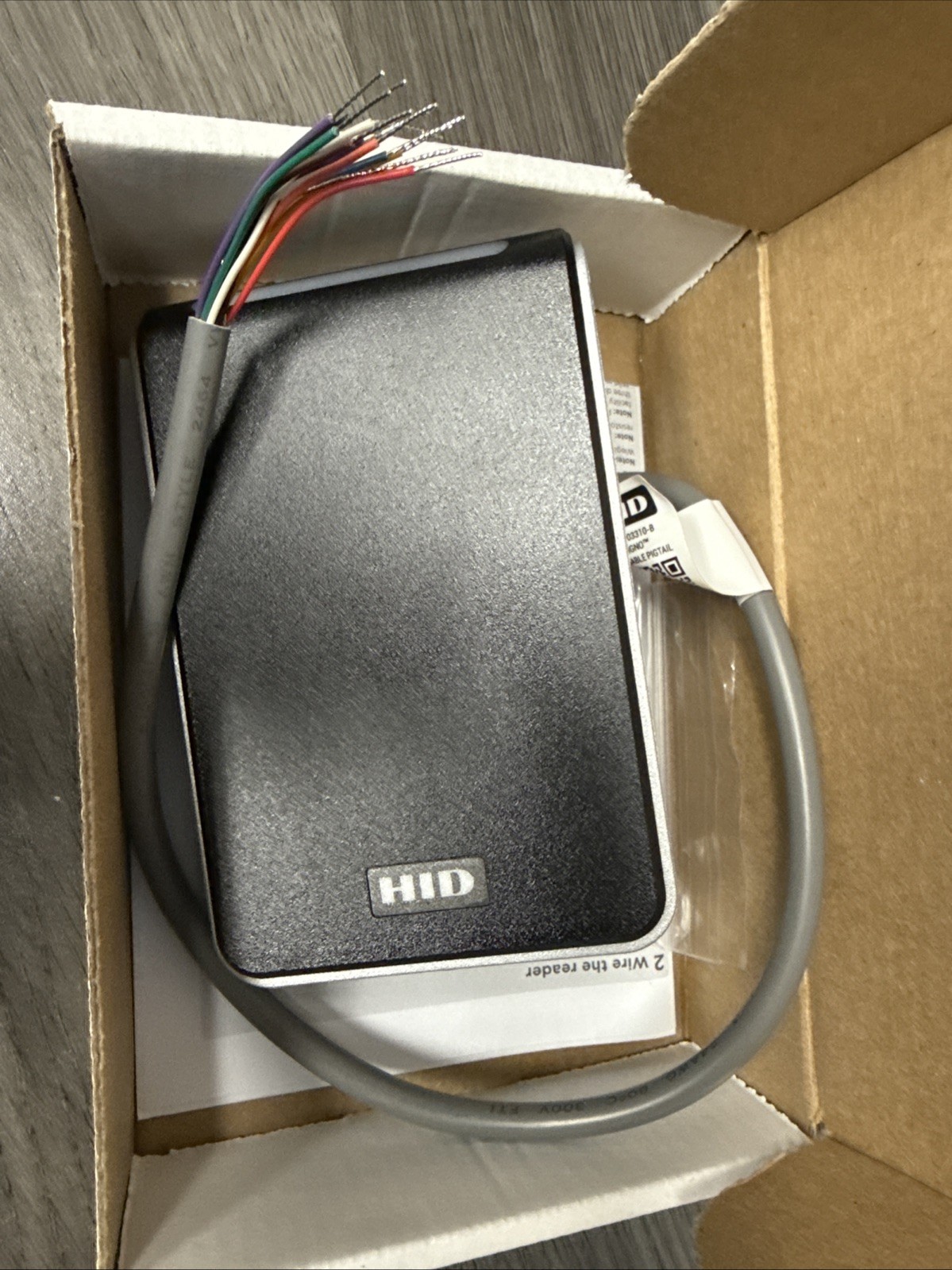 Buy HID Signo 40 (40NKS-01-000000) Multi Technology Contactless Access Card Reader – Best Price & Deal