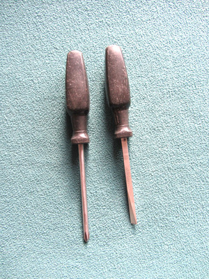 Vintage 2 Stanley schwarze Schraubendreher mit Griff