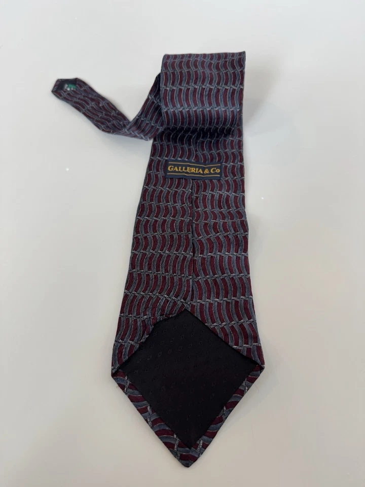 GALLERIA & CO. "Tie" Foto 3 de 3