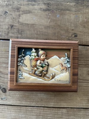 Goebel Hummel Music Box Four Seasons Ride Into Christmas First Edition Henri