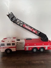 Tonka Super Sized 31" Fire Rescue 09 Truck Toy Hasbro 06730 Lights Sirens Works