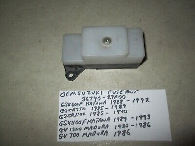 OEM SUZUKI GSXR750 / 1100 GSX600F / 1100F KATANA FUSE BOX OEM SUZUKI GSXR750 / 1100 GSX600F / 1100F KATANA FUSE BOX