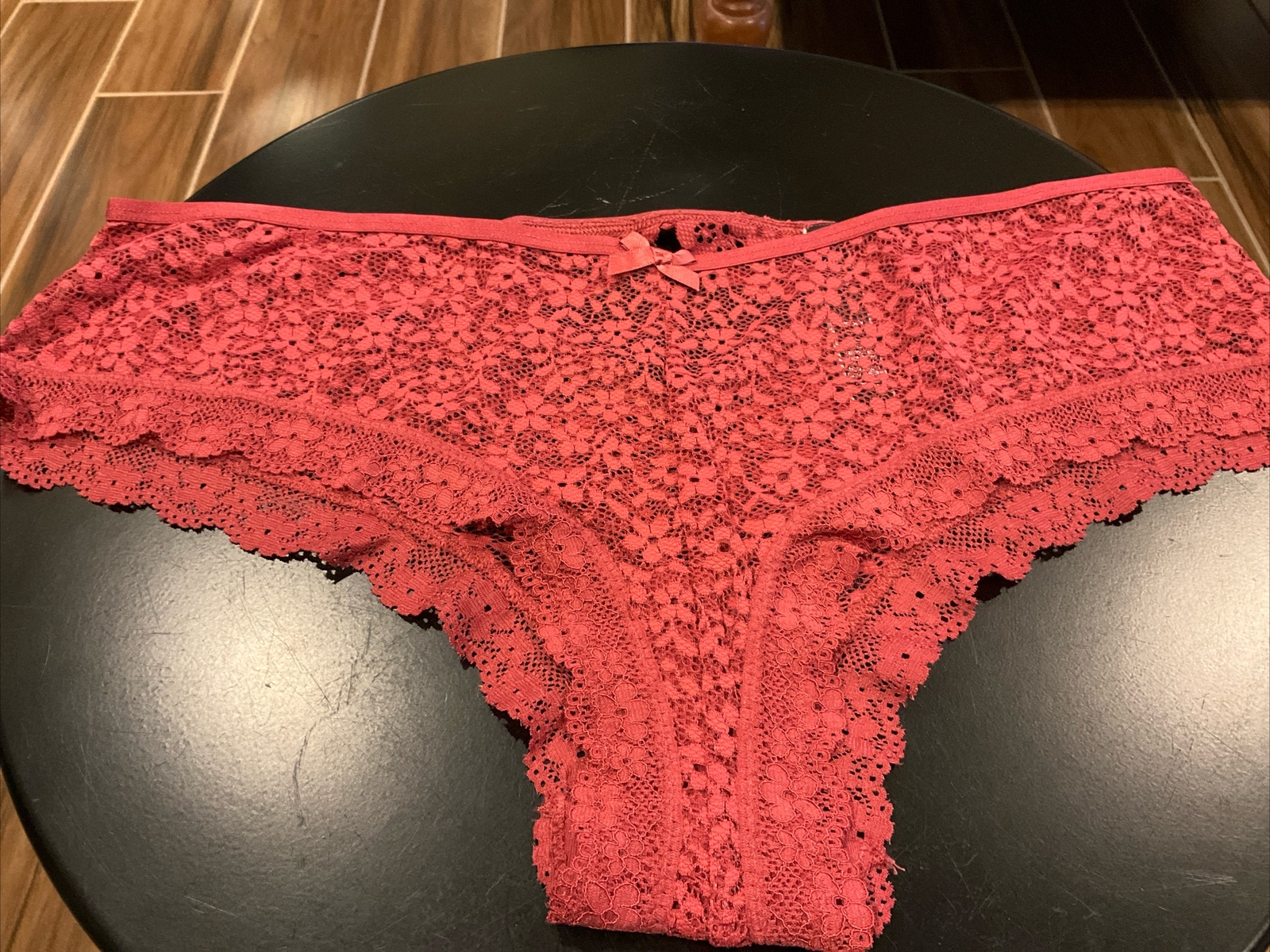 Picture 1 of 2