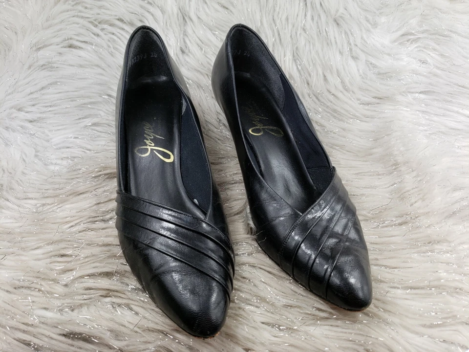 Salto alto JOYCE feito nos EUA couro preto tamanho 9,5 - Imagem 2 de 4