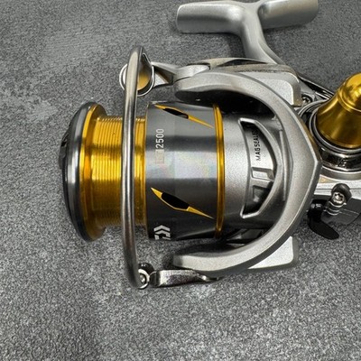 Daiwa 21 Freams LT 2500 Spinning Reel Smooth Rotation Spinning Reel From Japan