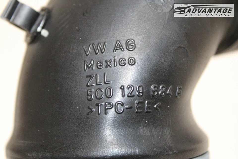 2018-2022 VOLKSWAGEN PASSAT NMS 2.0L L4 AIR CLEANER INTAKE HOSE TUBE PIPE OEM - Image 4 of 4