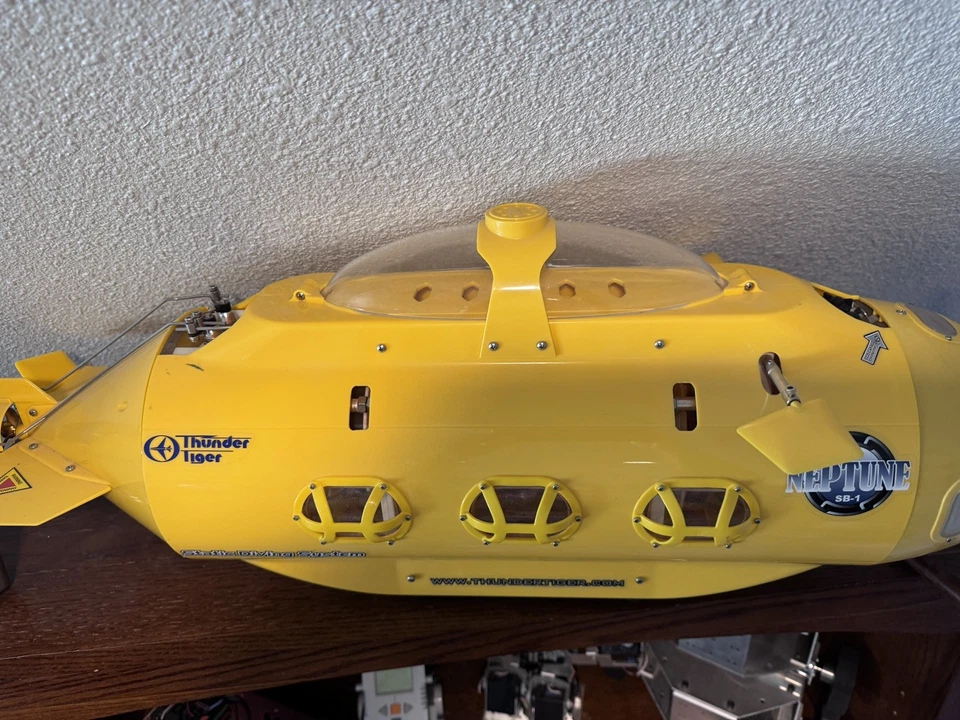 Радиоуправляемая подводная лодка ThunderTiger Neptune SB-1 - Изображение 3 из 4