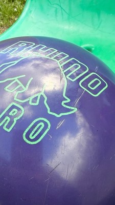 Brunswick Rhino Pro Bowling Ball 15lb Purple Vintage Reactive