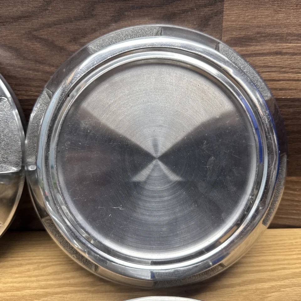 (4) Dodge Truck Van 1986-1996 1/2 tonelada 10,5" tapacubos para perros OEM usado Foto 4 de 4