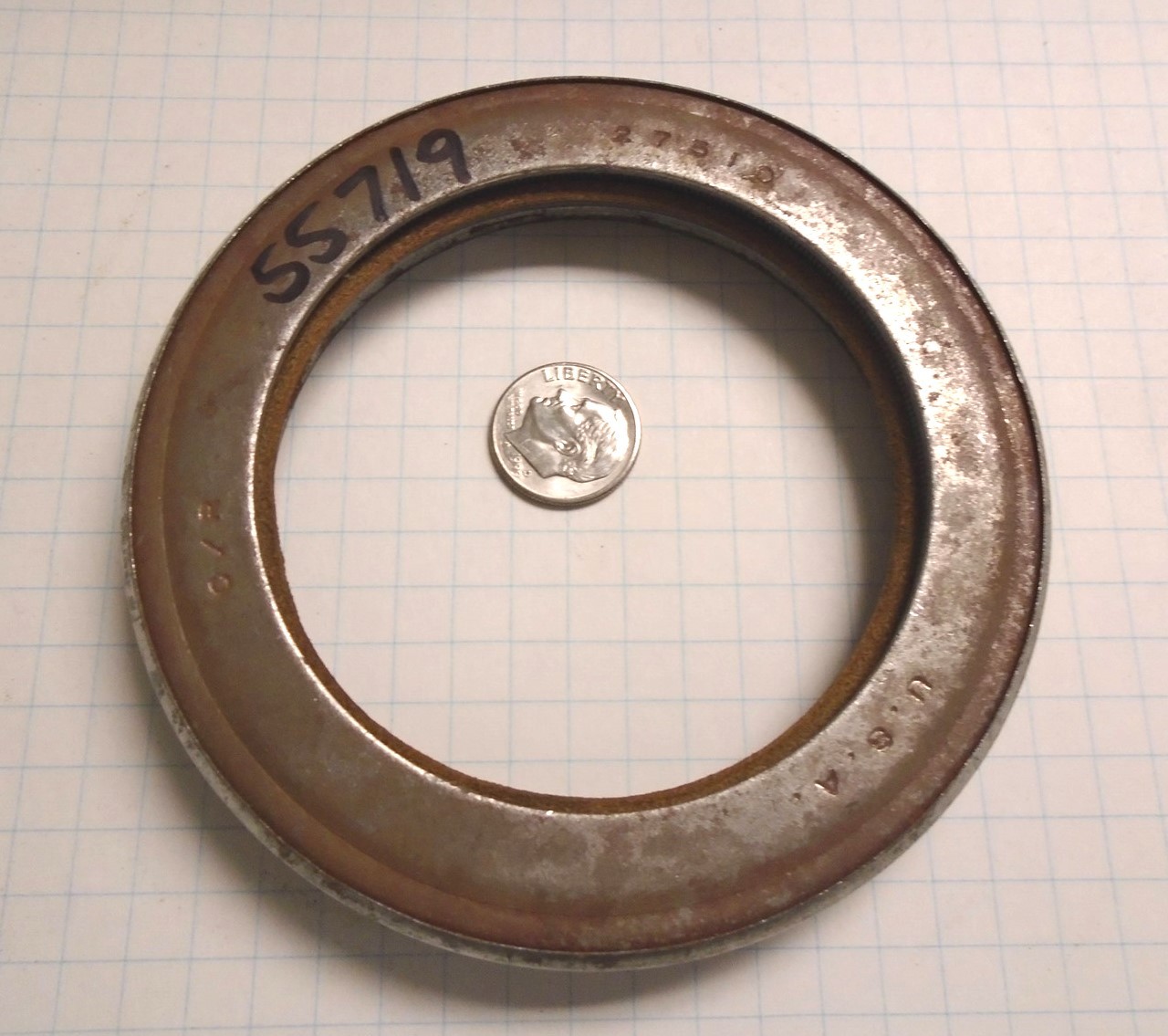 FORD & FORD TRUCK OIL SEAL NATIONAL# 55719 MFR# TCAA-1175-A REAR & FRONT WHEEL