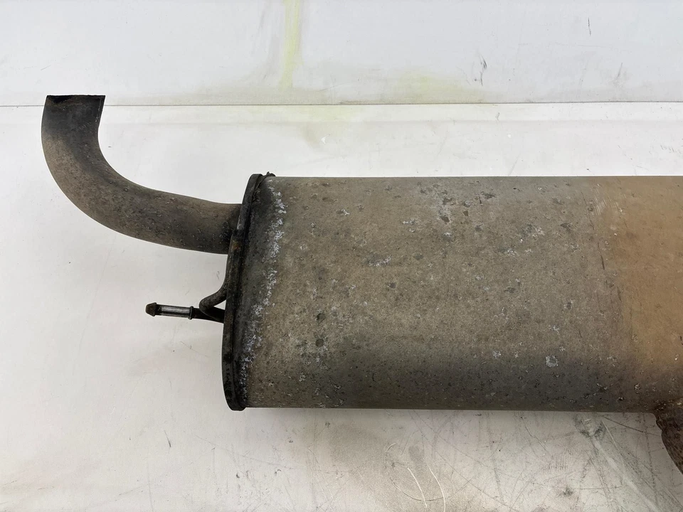 Silenciador sistema de escape trasero Chevrolet Equinox 2010-2017 OEM Foto 2 de 4