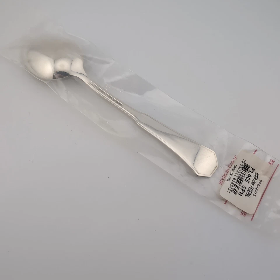 Reed & Barton American Federal Sterling Silver Oval Soup Spoon - 6 7/8" - Sealed - Image 2 of 3