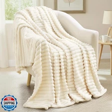 decorUhome Christmas Soft Fleece Cream White Throw Blanket for Co
