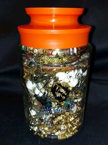2.5 Lb Vintage Jar Mixed Mystery Influencer Lot Of Wearable Vtg Costume Jewelry